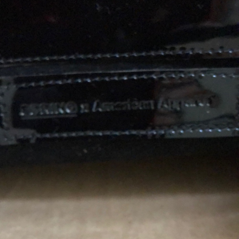 Hand bag - Picture 2 of 3